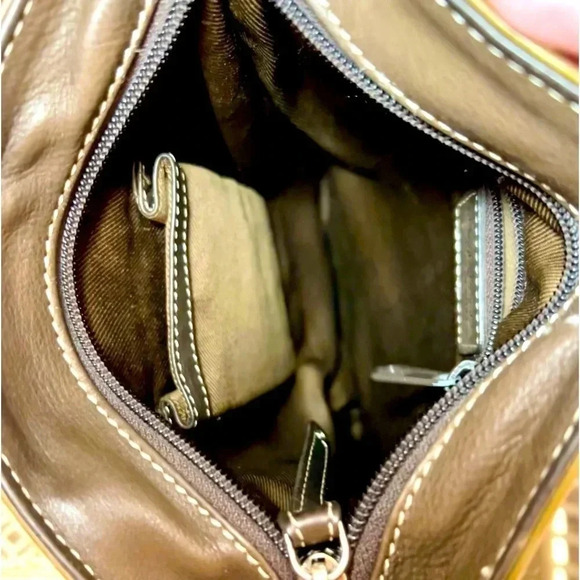 Gently Used LLOYD BAKER Brownish Taupe Leather Crossbody - Picture 5 of 5